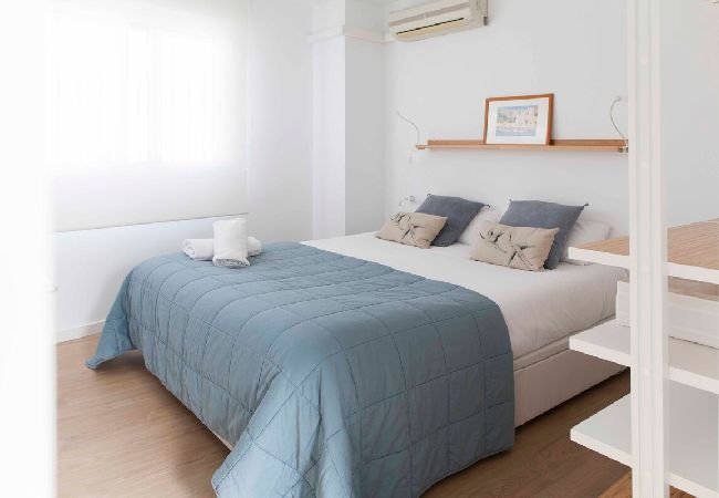 Apartamento em Valencia - Modern One Bedroom Wifi AC Heating in Old Town II 