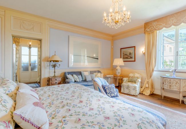 Villa em Lucca - Luxury Wine Estate Villa Framed Among Lucca' Hills Villa em Lucca - Luxury Wine Estate Villa Framed Among Lucca' Hills