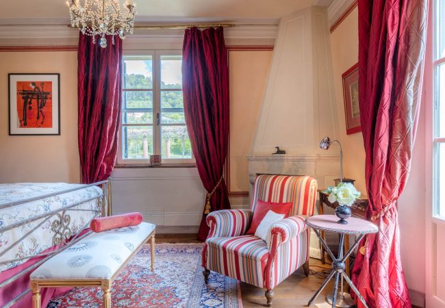 Villa em Lucca - Luxury Wine Estate Villa Framed Among Lucca' Hills Villa em Lucca - Luxury Wine Estate Villa Framed Among Lucca' Hills