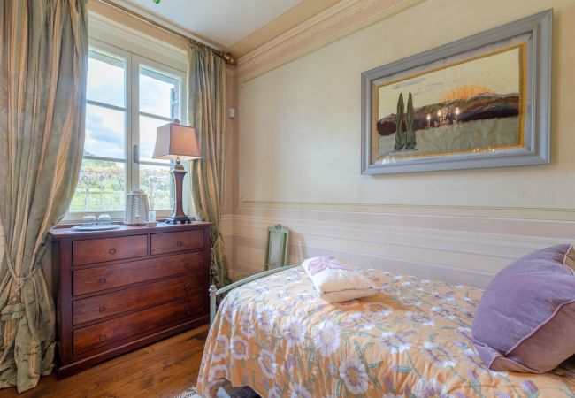 Villa em Lucca - Luxury Wine Estate Villa Framed Among Lucca' Hills Villa em Lucca - Luxury Wine Estate Villa Framed Among Lucca' Hills