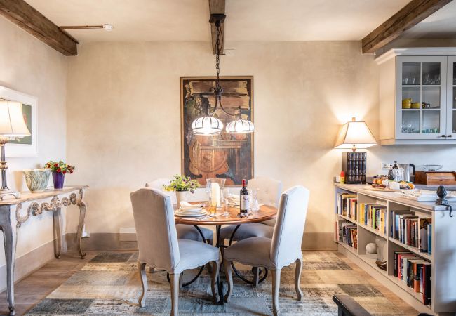 Villa em Lucca - Luxury Wine Estate Villa Framed Among Lucca' Hills Villa em Lucca - Luxury Wine Estate Villa Framed Among Lucca' Hills