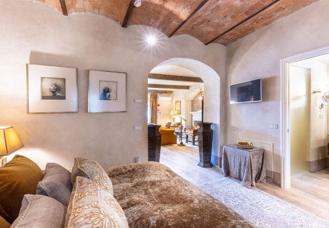 Villa em Lucca - Luxury Wine Estate Villa Framed Among Lucca' Hills Villa em Lucca - Luxury Wine Estate Villa Framed Among Lucca' Hills