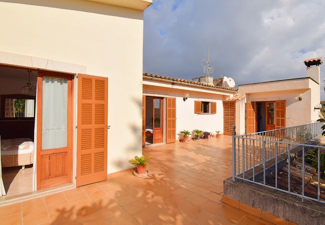 Fazenda em Campanet - Can Nina 198 tradicional finca con piscina privada, terraza, barbacoa y WiFi Fazenda em Campanet - Can Nina 198 tradicional finca con piscina privada, terraza, barbacoa y WiFi