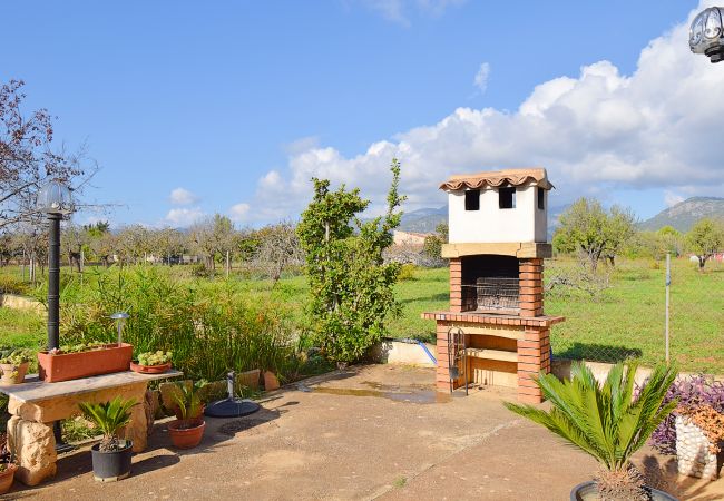 Fazenda em Campanet - Can Nina 198 tradicional finca con piscina privada, terraza, barbacoa y WiFi Fazenda em Campanet - Can Nina 198 tradicional finca con piscina privada, terraza, barbacoa y WiFi