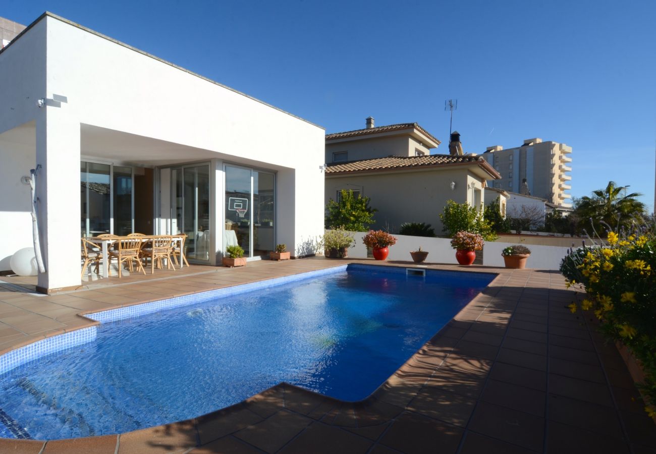 Villa em L'Escala - VILLA PONENT