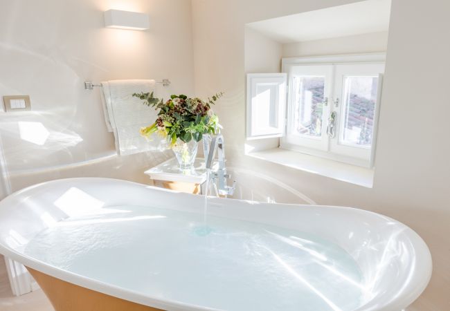 Apartamento em Lucca - Grand 3 bedrooms Apartment with elevator inside the walls of Lucca Apartamento em Lucca - Grand 3 bedrooms Apartment with elevator inside the walls of Lucca