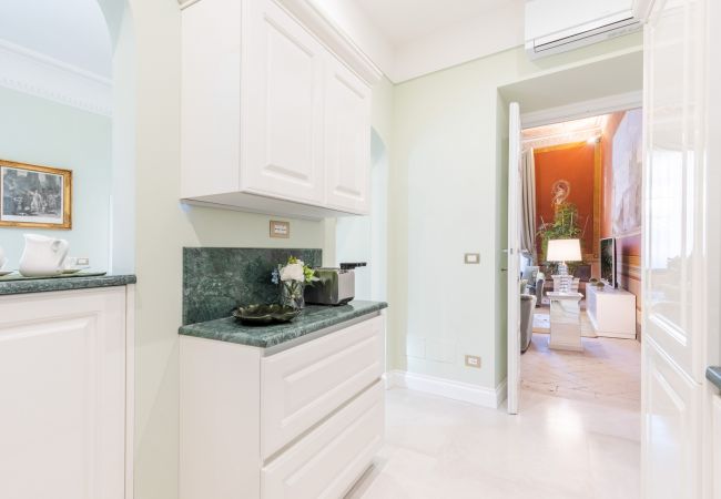 Apartamento em Lucca - Grand 3 bedrooms Apartment with elevator inside the walls of Lucca Apartamento em Lucca - Grand 3 bedrooms Apartment with elevator inside the walls of Lucca