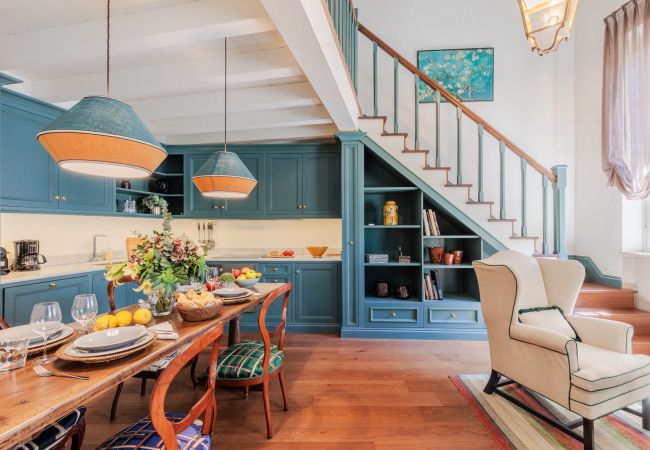 Apartamento em Lucca - Contemporary 4 bedrooms 4 bathrooms Apartment Apartamento em Lucca - Contemporary 4 bedrooms 4 bathrooms Apartment