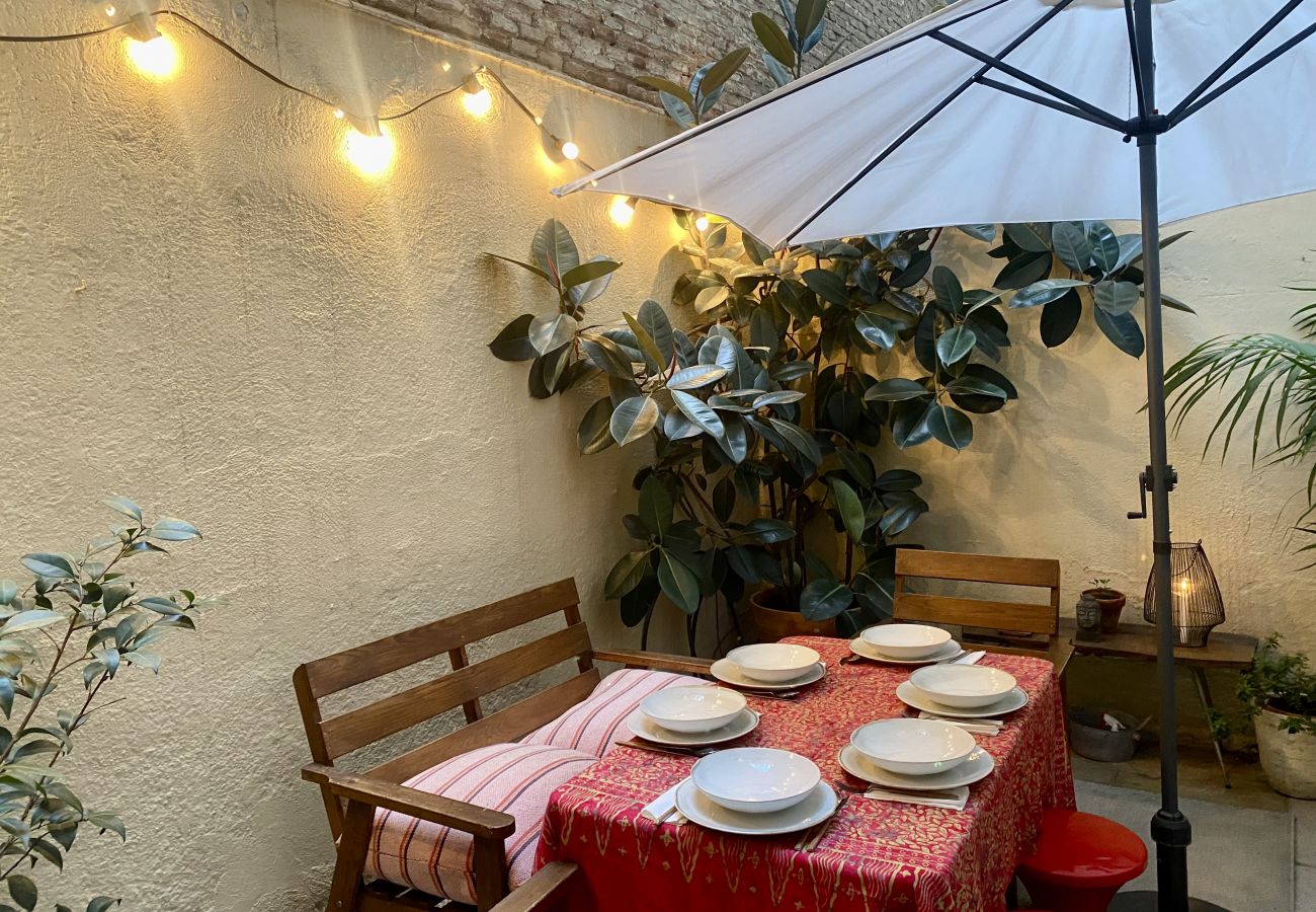 Apartamento em Madrid - Lovely and Arts Flat Madrid City Center.Temporal Apartamento em Madrid - Lovely and Arts Flat Madrid City Center.Temporal