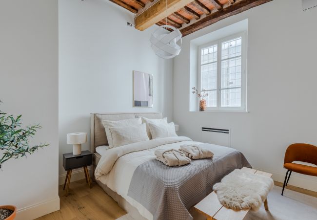 Apartamento em Lucca - Casa Lazzaro Contemporary Ground Floor Apartment inside the walls of Lucca Apartamento em Lucca - Casa Lazzaro Contemporary Ground Floor Apartment inside the walls of Lucca