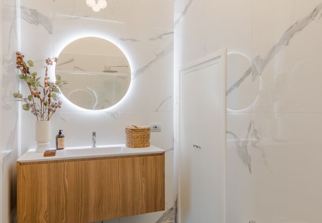 Apartamento em Lucca - Casa Lazzaro Contemporary Ground Floor Apartment inside the walls of Lucca Apartamento em Lucca - Casa Lazzaro Contemporary Ground Floor Apartment inside the walls of Lucca