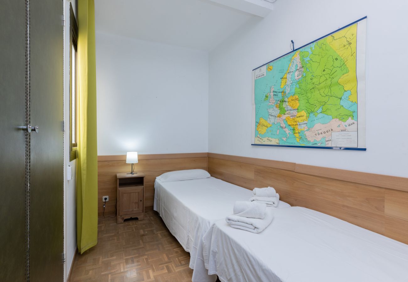 Apartamento em Barcelona - ATIC, PRIVATE TERRACE, 2 BEDROOMS Apartamento em Barcelona - ATIC, PRIVATE TERRACE, 2 BEDROOMS