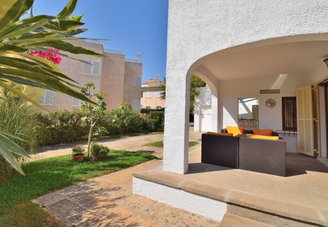 Chalet em Playa de Muro - Casa Esperanza 260 acogedora casa de vacaciones cerca de la playa, con terraza y aire acondicionado Chalet em Playa de Muro - Casa Esperanza 260 acogedora casa de vacaciones cerca de la playa, con terraza y aire acondicionado