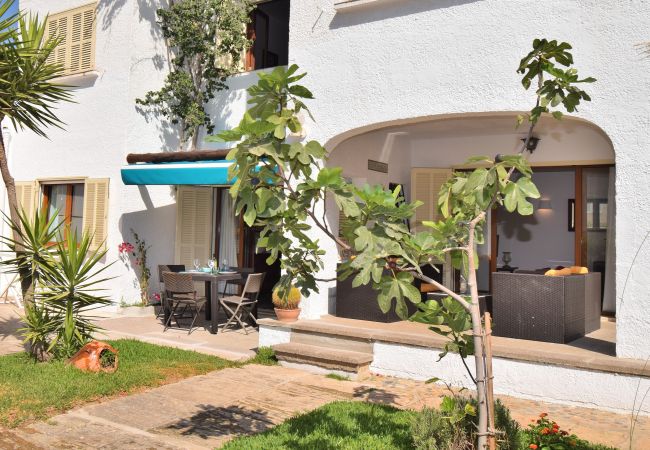 Chalet em Playa de Muro - Casa Esperanza 260 acogedora casa de vacaciones cerca de la playa, con terraza y aire acondicionado Chalet em Playa de Muro - Casa Esperanza 260 acogedora casa de vacaciones cerca de la playa, con terraza y aire acondicionado