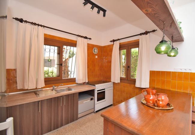 Chalet em Playa de Muro - Casa Esperanza 260 acogedora casa de vacaciones cerca de la playa, con terraza y aire acondicionado Chalet em Playa de Muro - Casa Esperanza 260 acogedora casa de vacaciones cerca de la playa, con terraza y aire acondicionado
