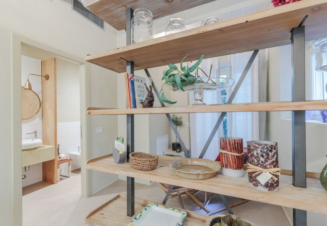 Apartamento em Lucca - Vissi D'Arte, a Luxury Ground Floor Apartment with Private Garden inside the Walls of Lucca Apartamento em Lucca - Vissi D'Arte, a Luxury Ground Floor Apartment with Private Garden inside the Walls of Lucca