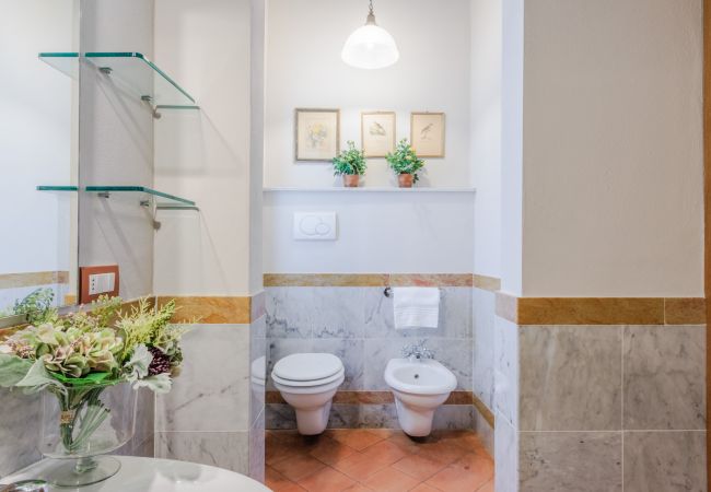 Apartamento em Monte San quirico - Anna Farmhouse Apartment in Wine Resort in Lucca Apartamento em Monte San quirico - Anna Farmhouse Apartment in Wine Resort in Lucca