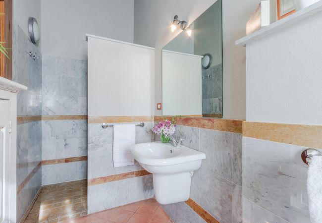 Apartamento em Monte San quirico - Pietro Farmhouse Apartment in Wine Resort in Lucca Apartamento em Monte San quirico - Pietro Farmhouse Apartment in Wine Resort in Lucca