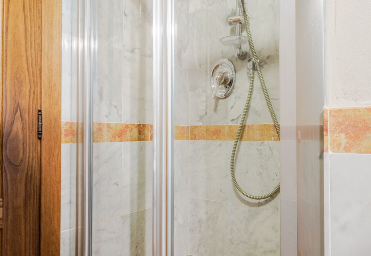 Apartamento em Monte San quirico - Maria Farmhouse Apartment in Wine Resort in Lucca Apartamento em Monte San quirico - Maria Farmhouse Apartment in Wine Resort in Lucca