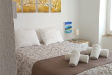 Apartamento em Valencia ciudad - The Ausias March Apartment