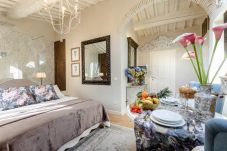 Apartamento em Lucca - Moro Studio Suite, Smart Classy Apartment in Lucca