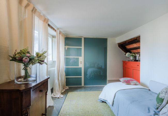 Apartamento em Lucca - Elegant Apartment in a Quiet Street inside the Walls Of Lucca Apartamento em Lucca - Elegant Apartment in a Quiet Street inside the Walls Of Lucca