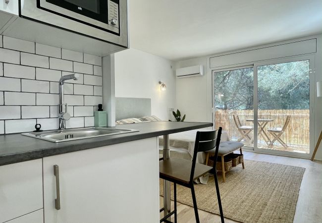 Estúdio em Pals - ESTUDI SWING Estúdio em Pals - ESTUDI SWING