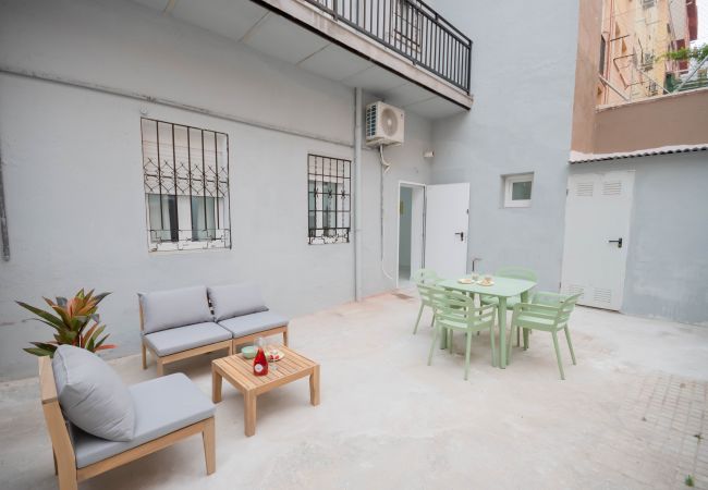 Estúdio em Madrid - ESTUDIO-TETUAN  Estúdio em Madrid - ESTUDIO-TETUAN