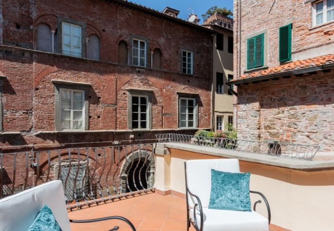 Apartamento em Lucca - The Healing Garden, 4 bedrooms Villa inside the Walls Apartamento em Lucca - The Healing Garden, 4 bedrooms Villa inside the Walls