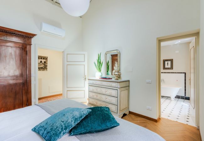 Apartamento em Lucca - The Healing Garden, 4 bedrooms Villa inside the Walls Apartamento em Lucca - The Healing Garden, 4 bedrooms Villa inside the Walls