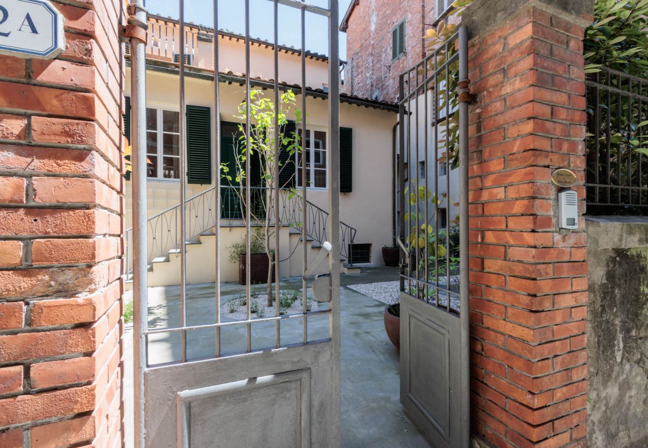 Apartamento em Lucca - The Healing Garden, 4 bedrooms Villa inside the Walls Apartamento em Lucca - The Healing Garden, 4 bedrooms Villa inside the Walls