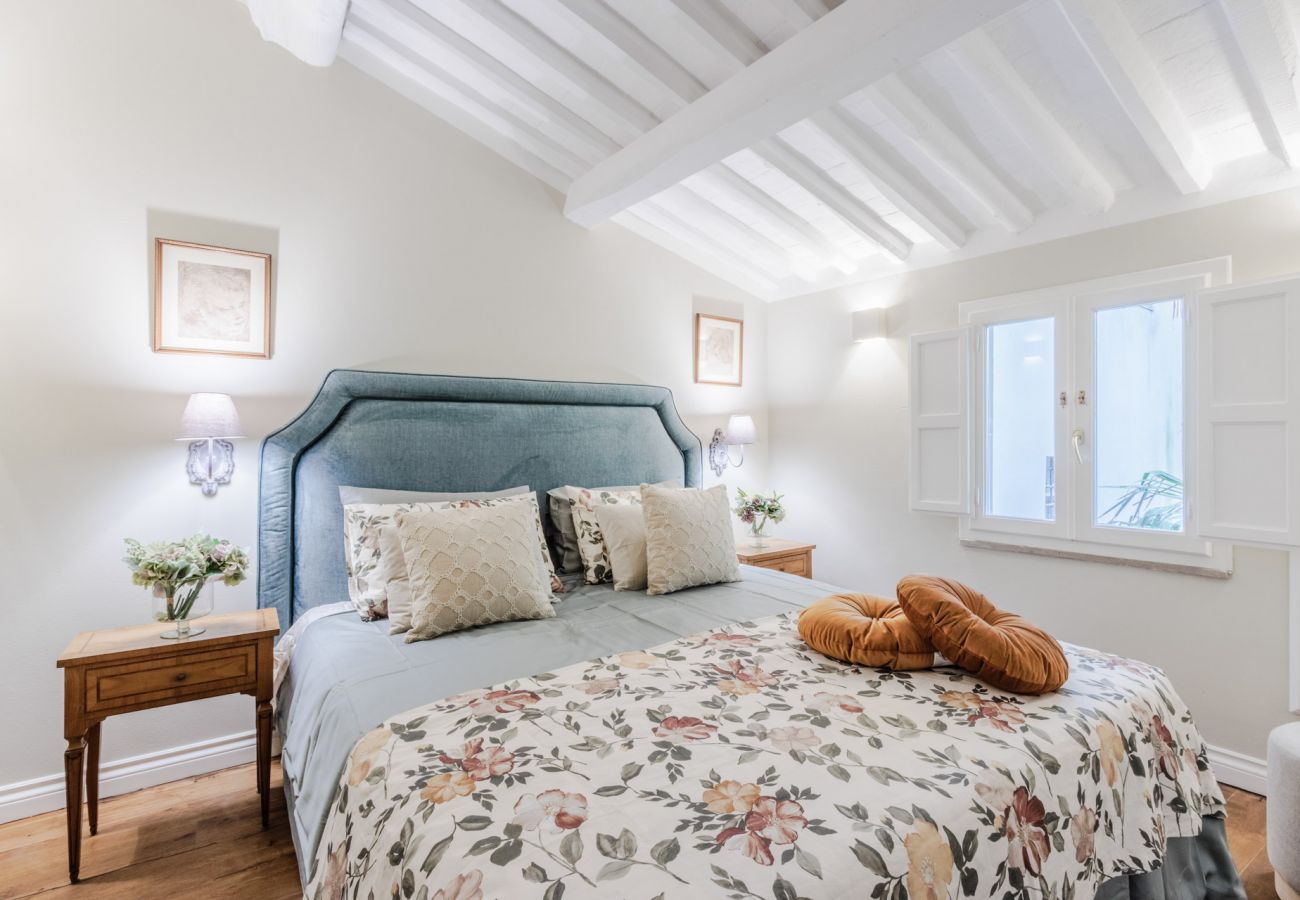 Apartamento em Lucca - 3 bedrooms Apartment by the Lucca Cathedral Apartamento em Lucca - 3 bedrooms Apartment by the Lucca Cathedral