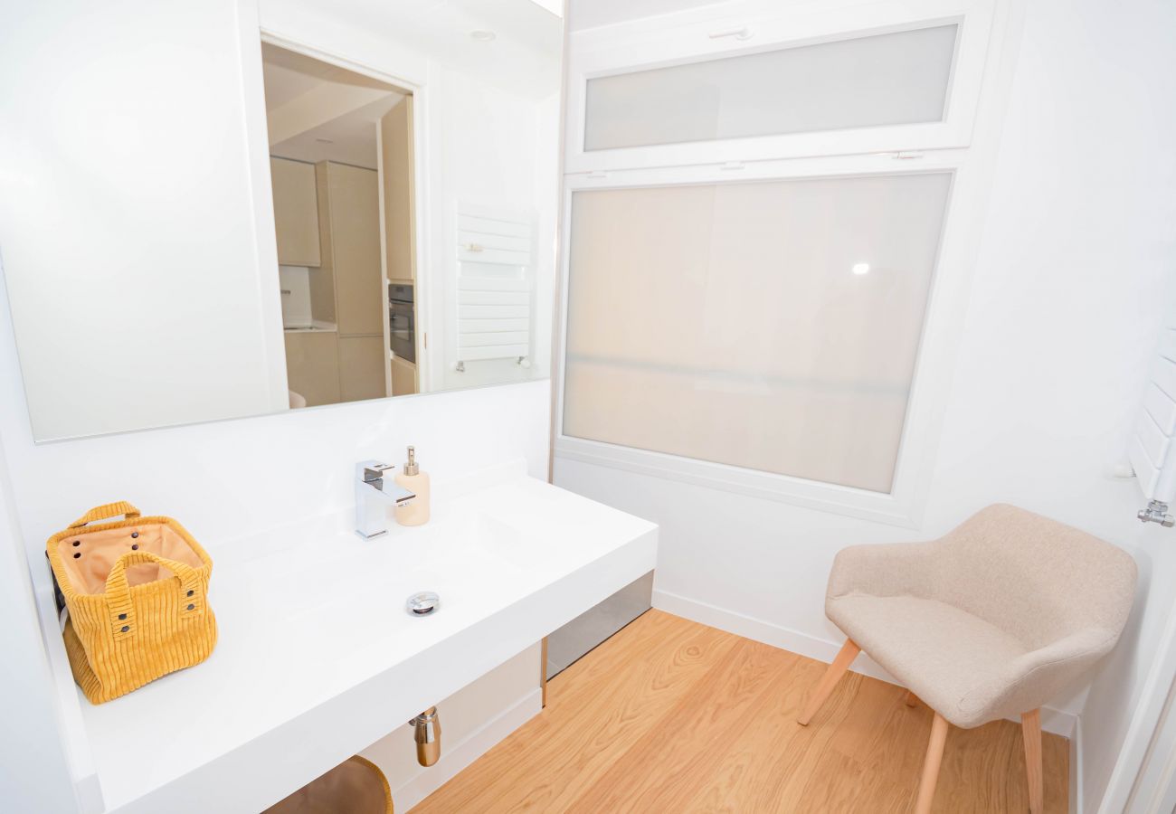 Apartamento em Madrid - Víctor De La Serna Temporal Apartamento em Madrid - Víctor De La Serna Temporal