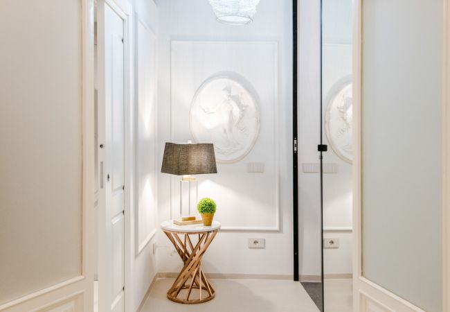 Apartamento em Lucca - A private outdoor, 2 Bedrooms and a Pool inside Lucca Apartamento em Lucca - A private outdoor, 2 Bedrooms and a Pool inside Lucca