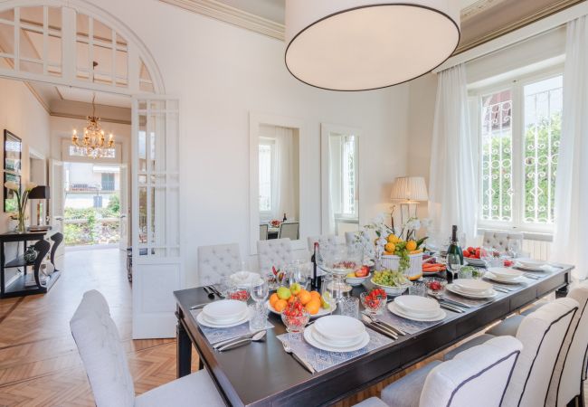 Villa em Lucca - Villa Buonamici, a Luxury Villa with Pool in a walking distance from Lucca Villa em Lucca - Villa Buonamici, a Luxury Villa with Pool in a walking distance from Lucca