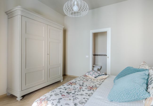 Apartamento em Lucca - Luxury Modern Apartment with Elevator and Balcony inside the Walls of Lucca Apartamento em Lucca - Luxury Modern Apartment with Elevator and Balcony inside the Walls of Lucca
