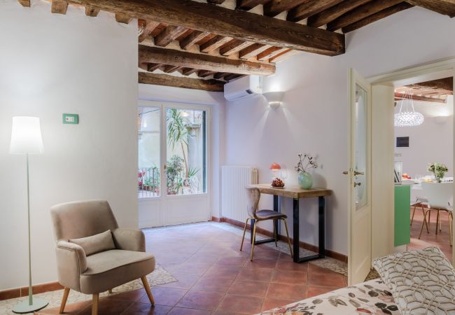 Apartamento em Lucca - Casa Al Dipinto, an Apartment with Garden Apartamento em Lucca - Casa Al Dipinto, an Apartment with Garden