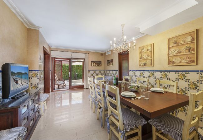 Villa em Port d´Alcudia - Villa Northern Star cerca de la playa con piscina, Wi-Fi, aire acondicionado, terraza y jardín Villa em Port d´Alcudia - Villa Northern Star cerca de la playa con piscina, Wi-Fi, aire acondicionado, terraza y jardín