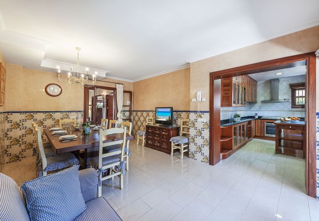Villa em Port d´Alcudia - Villa Northern Star cerca de la playa con piscina, Wi-Fi, aire acondicionado, terraza y jardín Villa em Port d´Alcudia - Villa Northern Star cerca de la playa con piscina, Wi-Fi, aire acondicionado, terraza y jardín