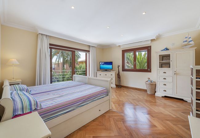 Villa em Port d´Alcudia - Villa Northern Star cerca de la playa con piscina, Wi-Fi, aire acondicionado, terraza y jardín Villa em Port d´Alcudia - Villa Northern Star cerca de la playa con piscina, Wi-Fi, aire acondicionado, terraza y jardín