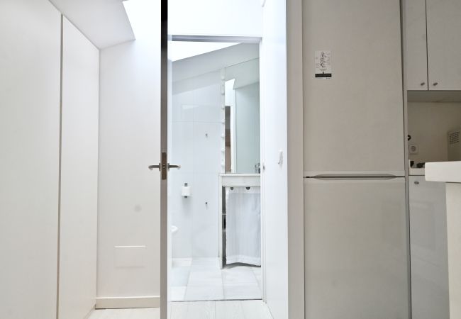 Apartamento em Madrid - Apartamento con encanto a pocos metros de Puerta del Sol. Temporal  Apartamento em Madrid - Apartamento con encanto a pocos metros de Puerta del Sol. Temporal