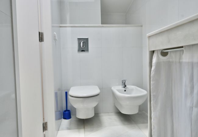 Apartamento em Madrid - Apartamento con encanto a pocos metros de Puerta del Sol. Temporal  Apartamento em Madrid - Apartamento con encanto a pocos metros de Puerta del Sol. Temporal