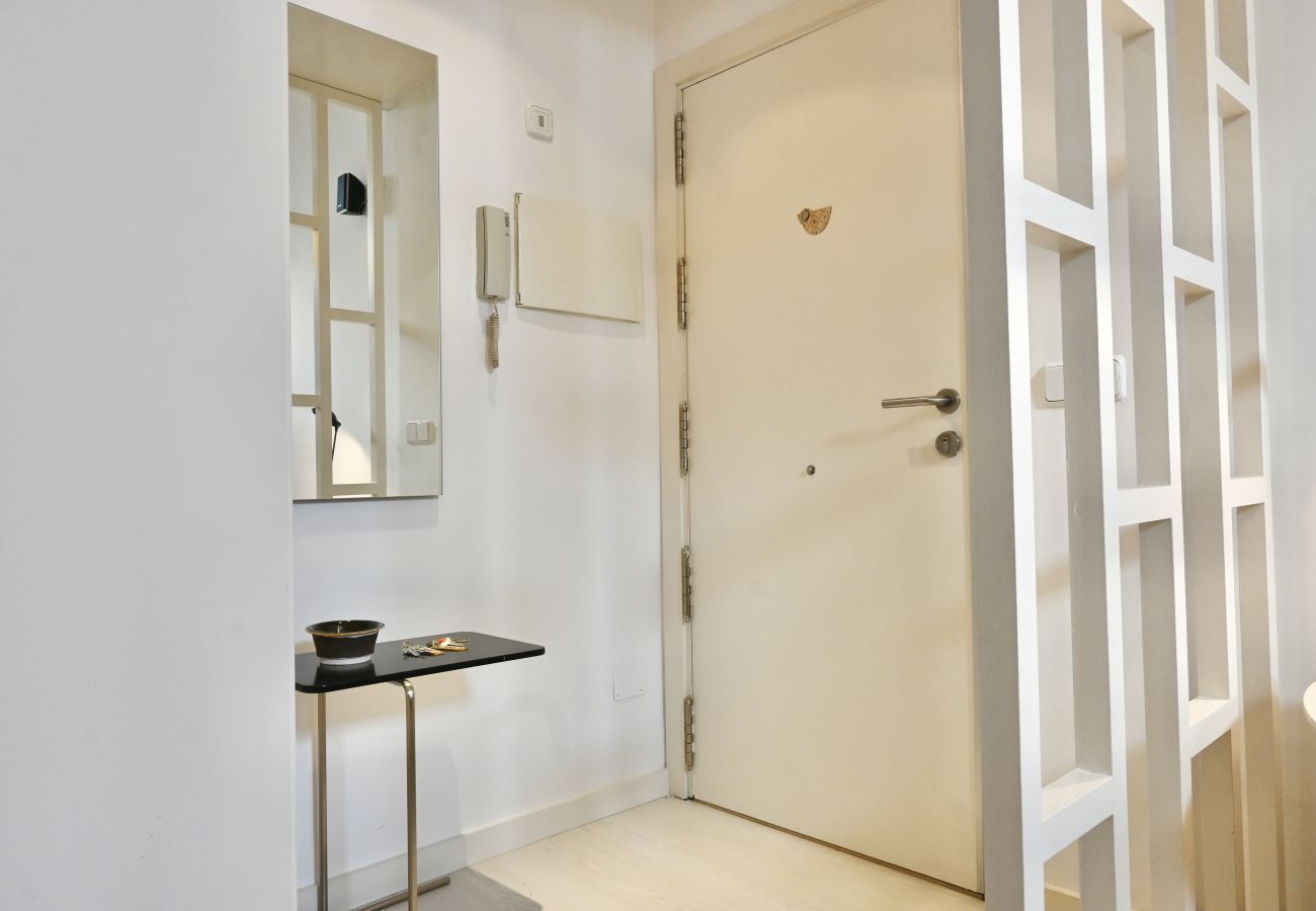 Apartamento em Madrid - Apartamento con encanto a pocos metros de Puerta del Sol. Temporal  Apartamento em Madrid - Apartamento con encanto a pocos metros de Puerta del Sol. Temporal