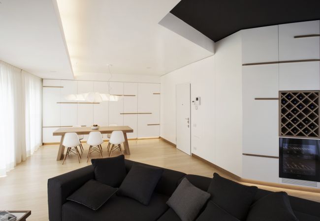 Apartamento em Lucca - Canticle Lucca Luxury Apartment with Elevator, Terrace, Parking and Jacuzzi Apartamento em Lucca - Canticle Lucca Luxury Apartment with Elevator, Terrace, Parking and Jacuzzi