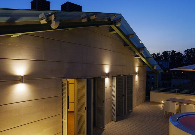 Apartamento em Lucca - Canticle Lucca Luxury Apartment with Elevator, Terrace, Parking and Jacuzzi Apartamento em Lucca - Canticle Lucca Luxury Apartment with Elevator, Terrace, Parking and Jacuzzi