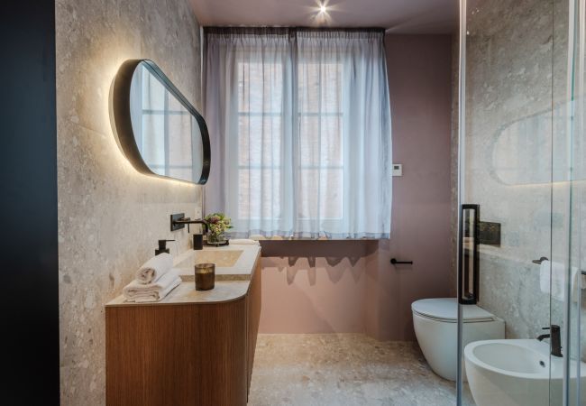 Apartamento em Lucca - Victory Penthouse Contemporary 3 Bedroom Luxury Apartment with Balcony in Lucca Apartamento em Lucca - Victory Penthouse Contemporary 3 Bedroom Luxury Apartment with Balcony in Lucca