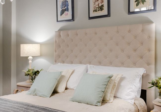 Apartamento em Lucca - Casa Celeste 3 Bedrooms Apartment with Terrace Inside Lucca Apartamento em Lucca - Casa Celeste 3 Bedrooms Apartment with Terrace Inside Lucca