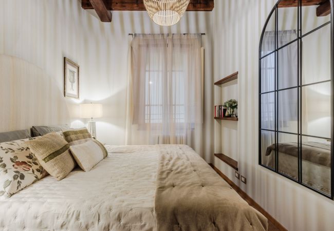 Apartamento em Lucca - Convenient First Floor 2 Bedrooms Apartment With WiFi Apartamento em Lucca - Convenient First Floor 2 Bedrooms Apartment With WiFi