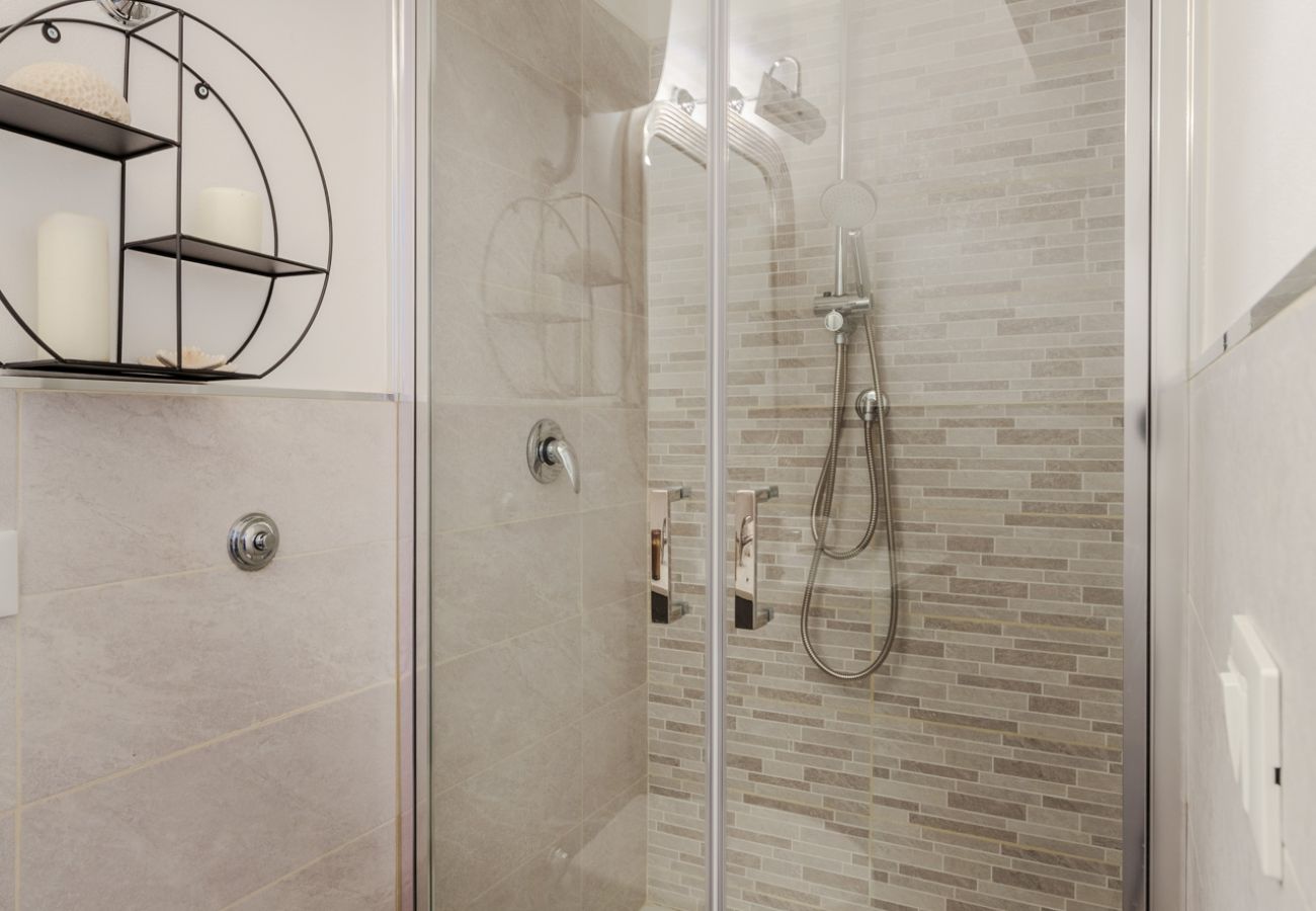 Apartamento em Lucca - Luxury Home, Private Garden and Jacuzzi inside Lucca Apartamento em Lucca - Luxury Home, Private Garden and Jacuzzi inside Lucca