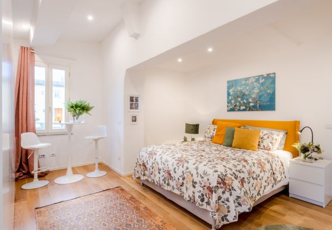 Apartamento em Lucca - Casa Daria, Modern 4 Bedrooms Apartment inside the Walls of Lucca  Apartamento em Lucca - Casa Daria, Modern 4 Bedrooms Apartment inside the Walls of Lucca